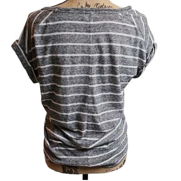 3/$15 Old Navy Slouchy Top XXS - Picture 3 of 6